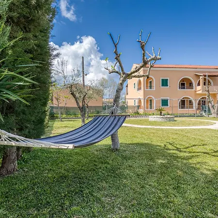 La Casa Di Eleni Feriehus