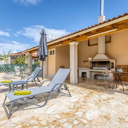 La Casa Di Eleni Feriehus *